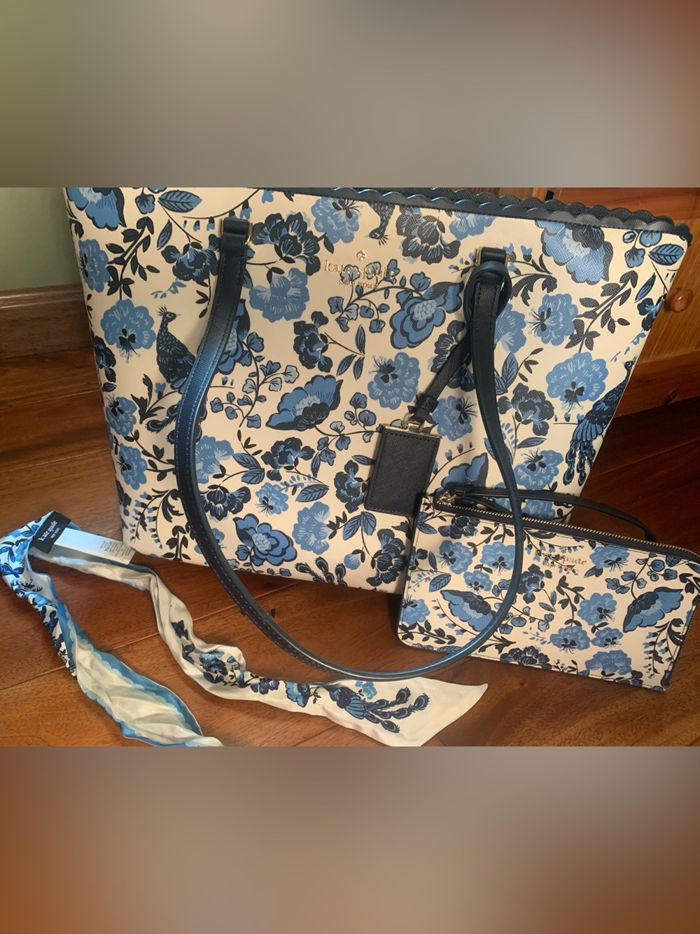 Kate Spade Perfect Plume 3 piece set EUC